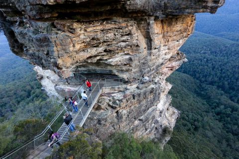 The Three Sisters Walk Blue Mountains Blue Mountains