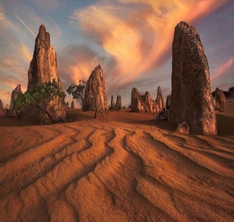 Pinnacles Desert Nambung