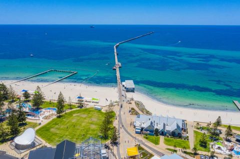 Busselton Destinationless Travel